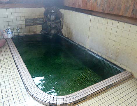 野沢温泉共同浴場 滝の湯（長野）