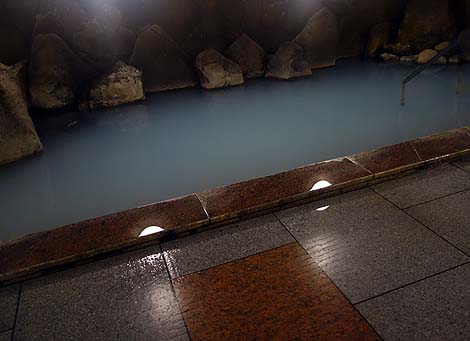 層雲峡温泉 朝陽リゾートホテル（北海道上川郡）極上の硫黄泉源泉かけ流しの大型ホテル